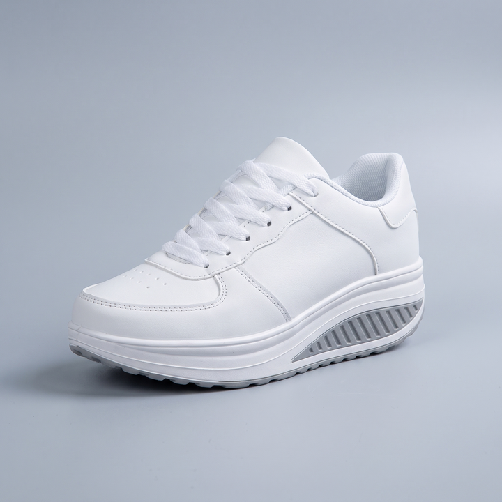 CHLOE LACE-UP SNEAKERS