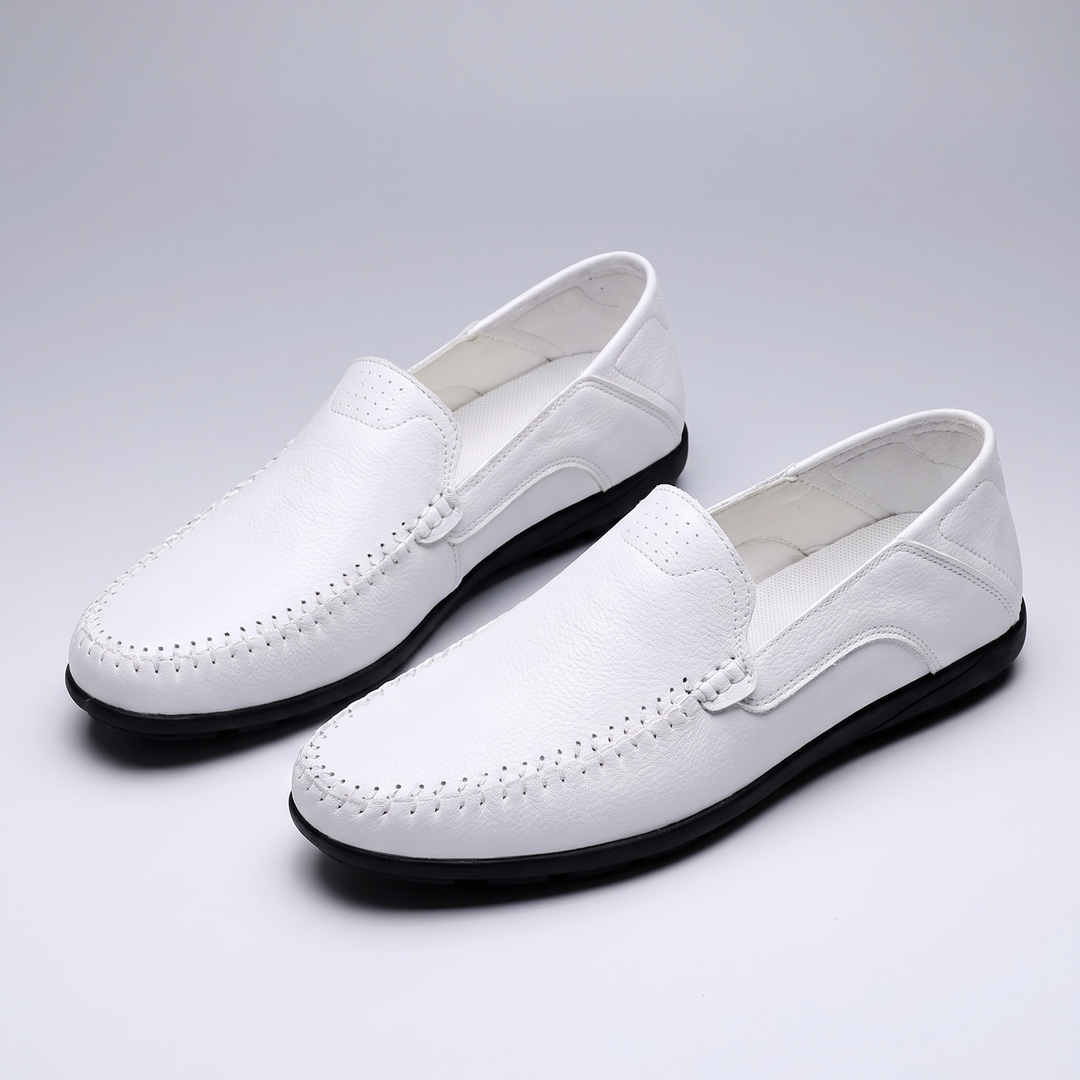 LEATHER MOCCASION