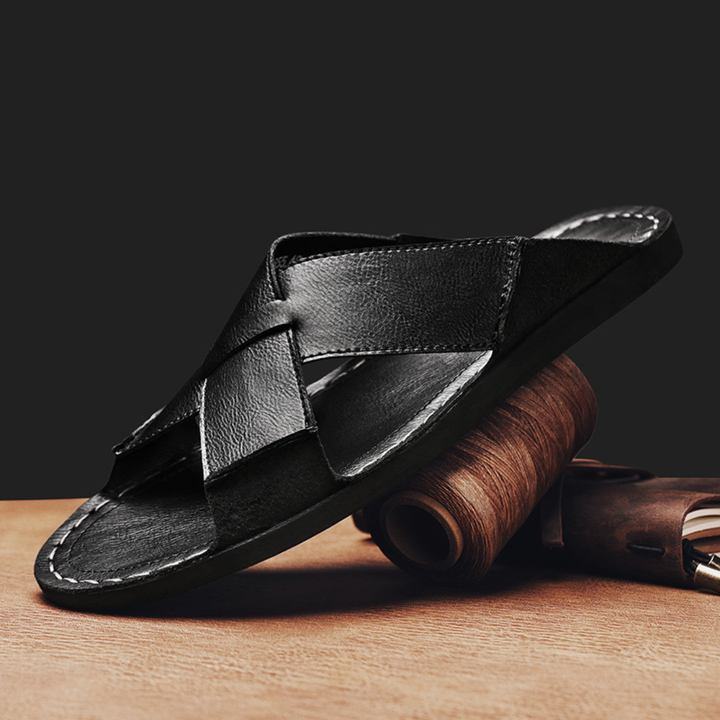LUCA LEATHER SLIDES